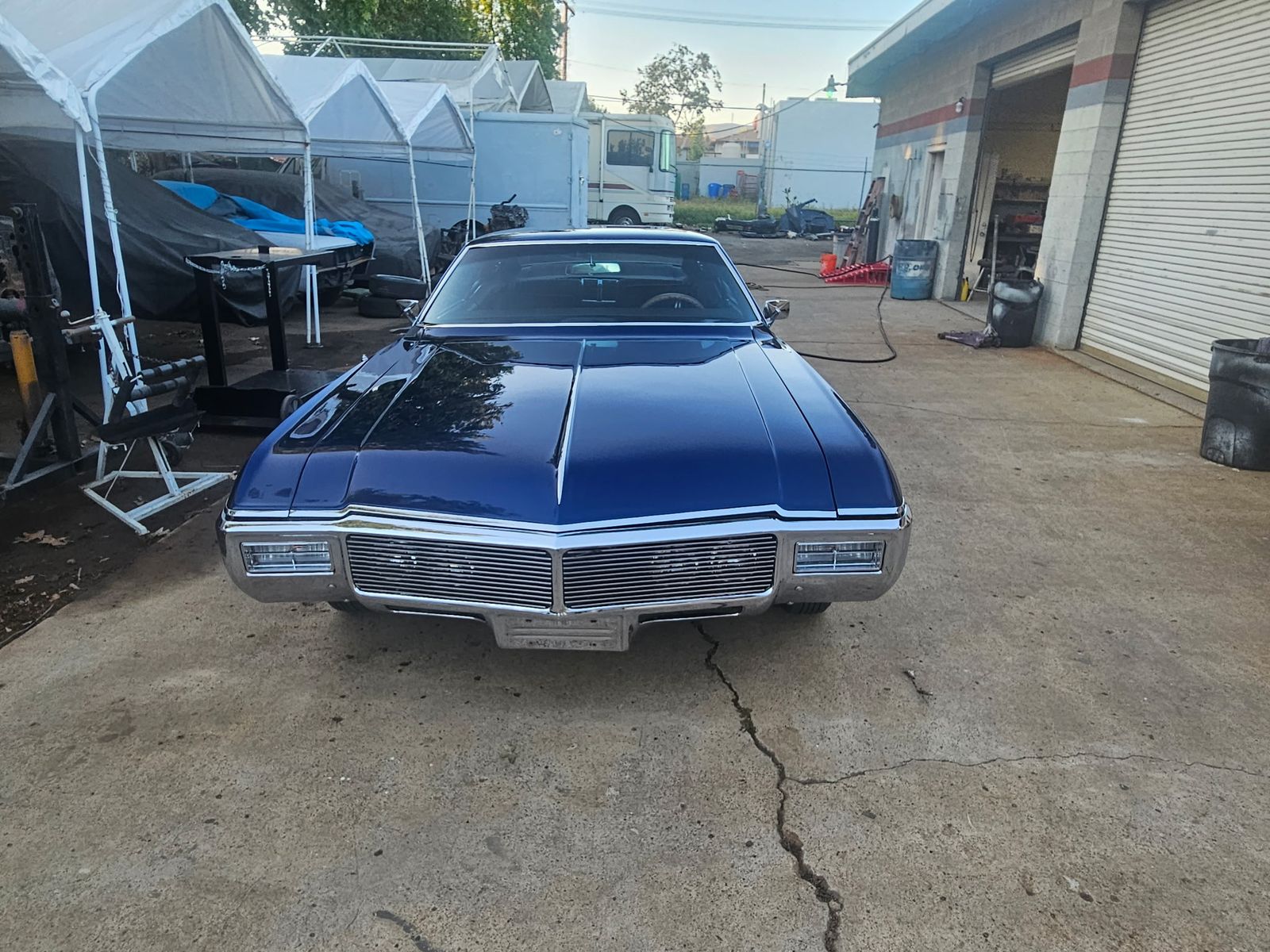 1968 Buick Riviera — Front end and grille.